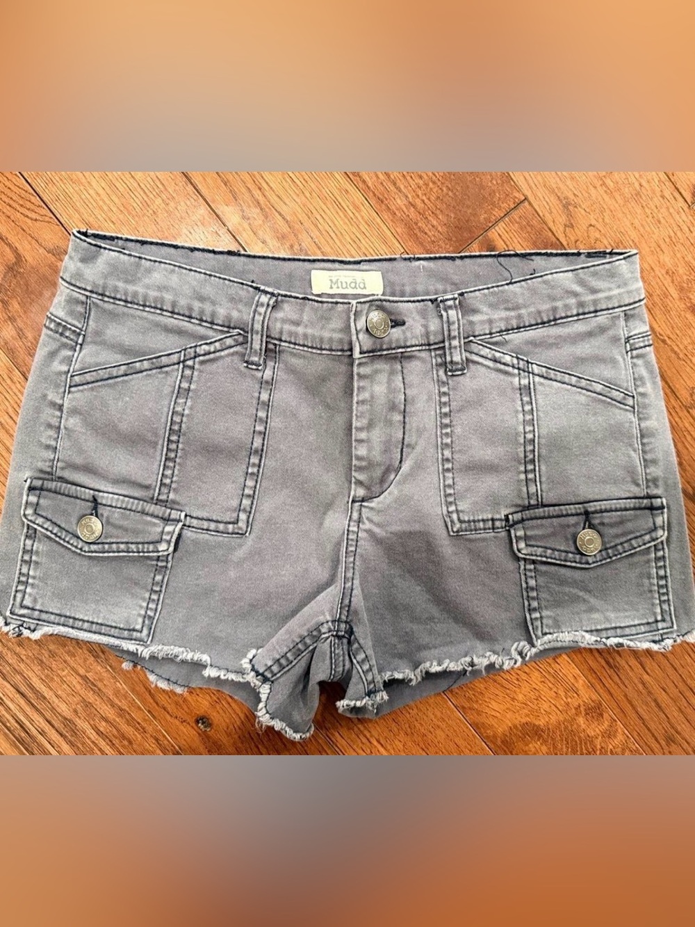 Mudd Women's Gray Frayed Hem Cargo Denim Shorts